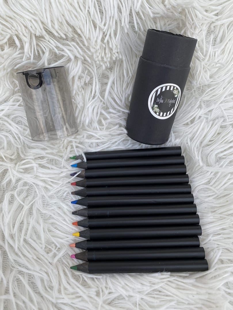 Kids Color Your Dreams Into Reality Coloring Book Color and Sip Kit - Image 8